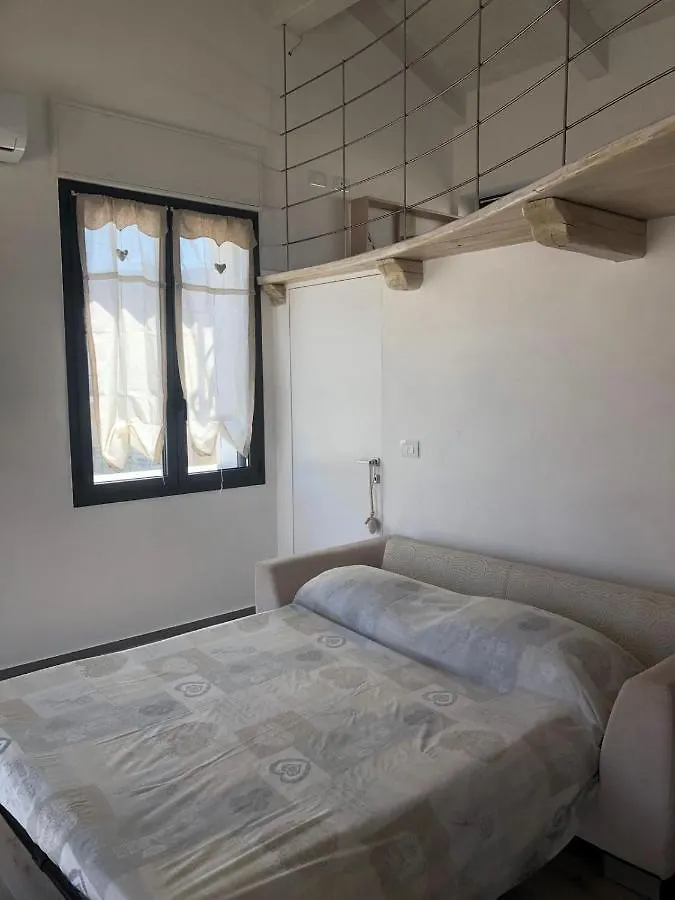 Appartamento Spotorno Con Ampio Terrazzo Attrezzato Anche Con Angolo Cottura Italy