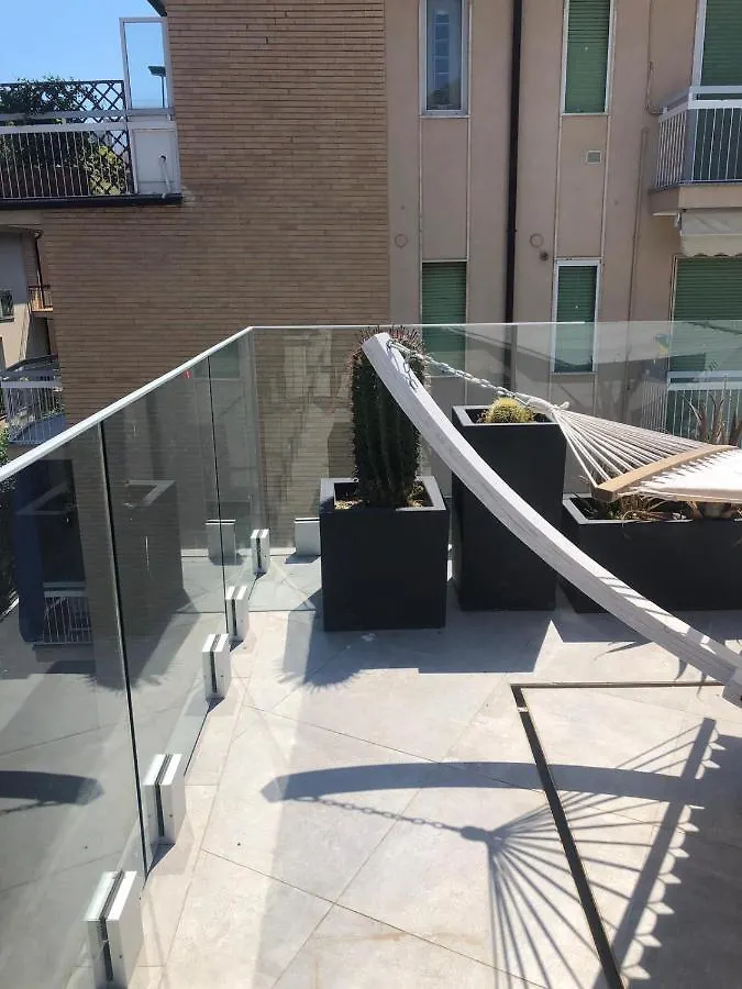 Appartamento Spotorno Con Ampio Terrazzo Attrezzato Anche Con Angolo Cottura Apartment