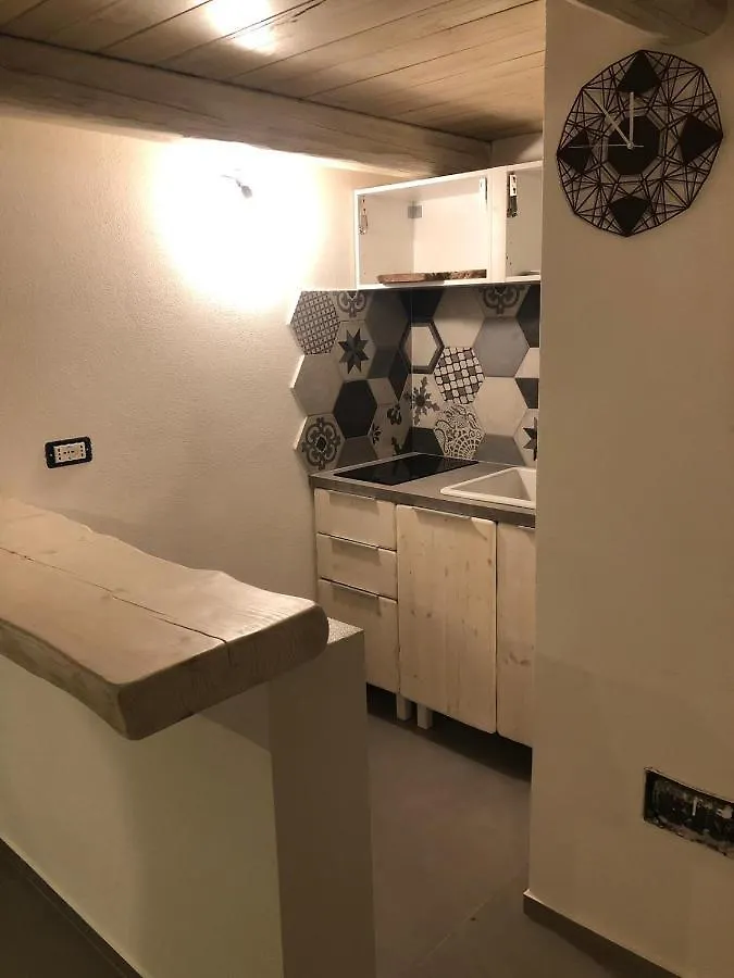 Appartamento Spotorno con ampio terrazzo attrezzato anche con angolo cottura