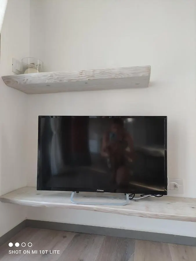 Appartamento Spotorno con ampio terrazzo attrezzato anche con angolo cottura